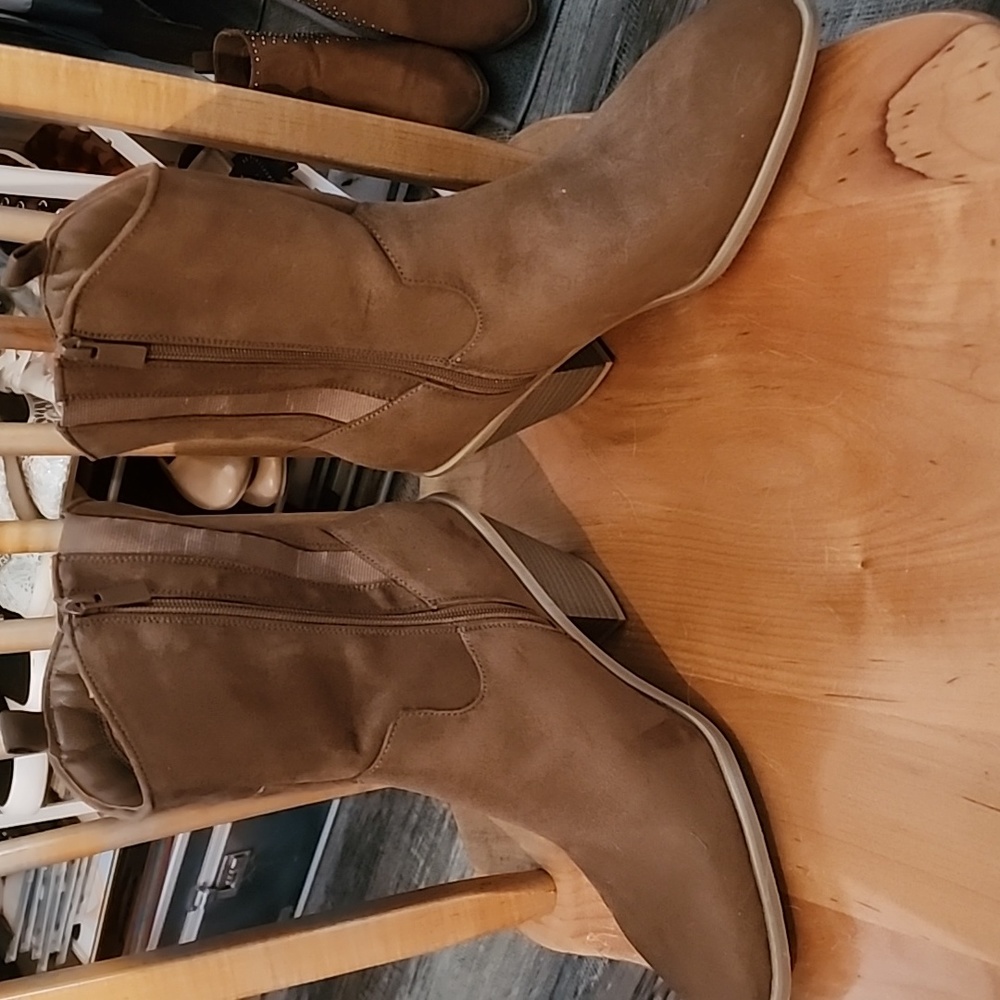 Torrid boots